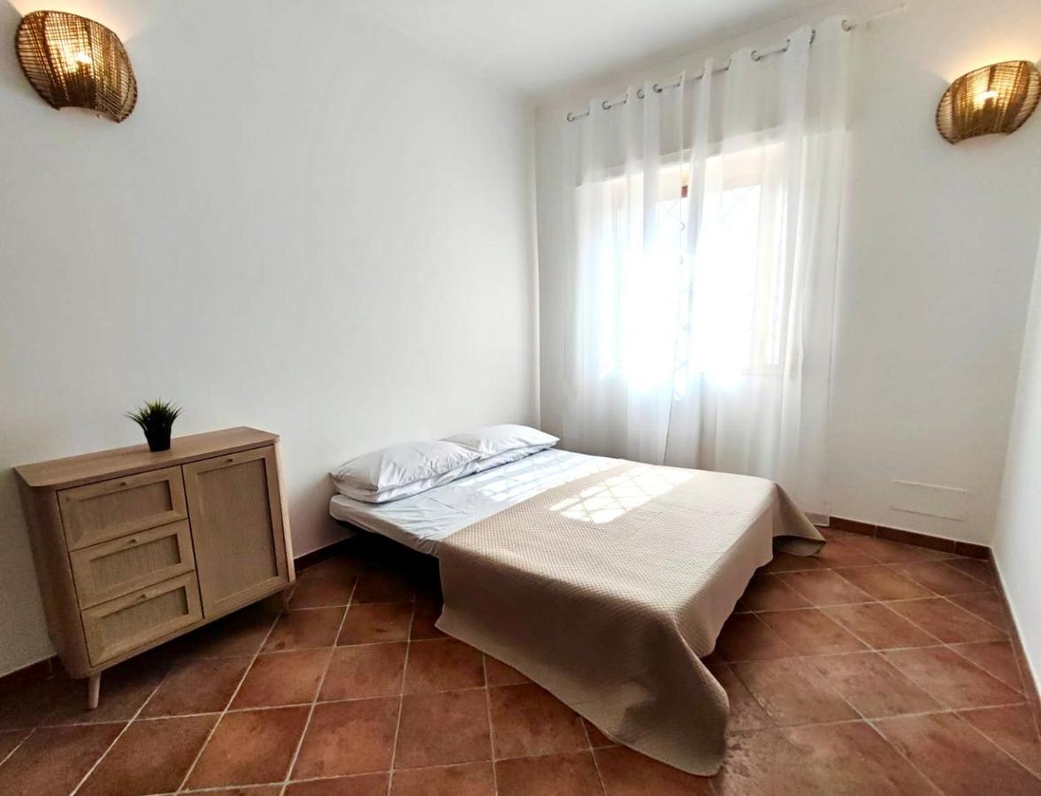 Villa Singola Amanda - 500M Dal Mare Pulsano Luaran gambar